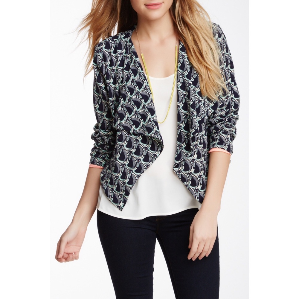 ⚡️HOST PICK⚡️Romeo&Juliet Fox print novelty open blazer cardiga
